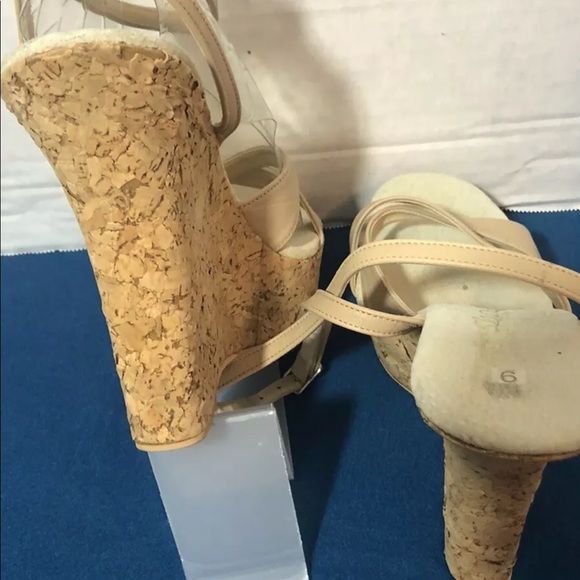 Shoes - Picture 4 of 4